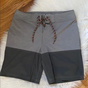 Mossimo board short